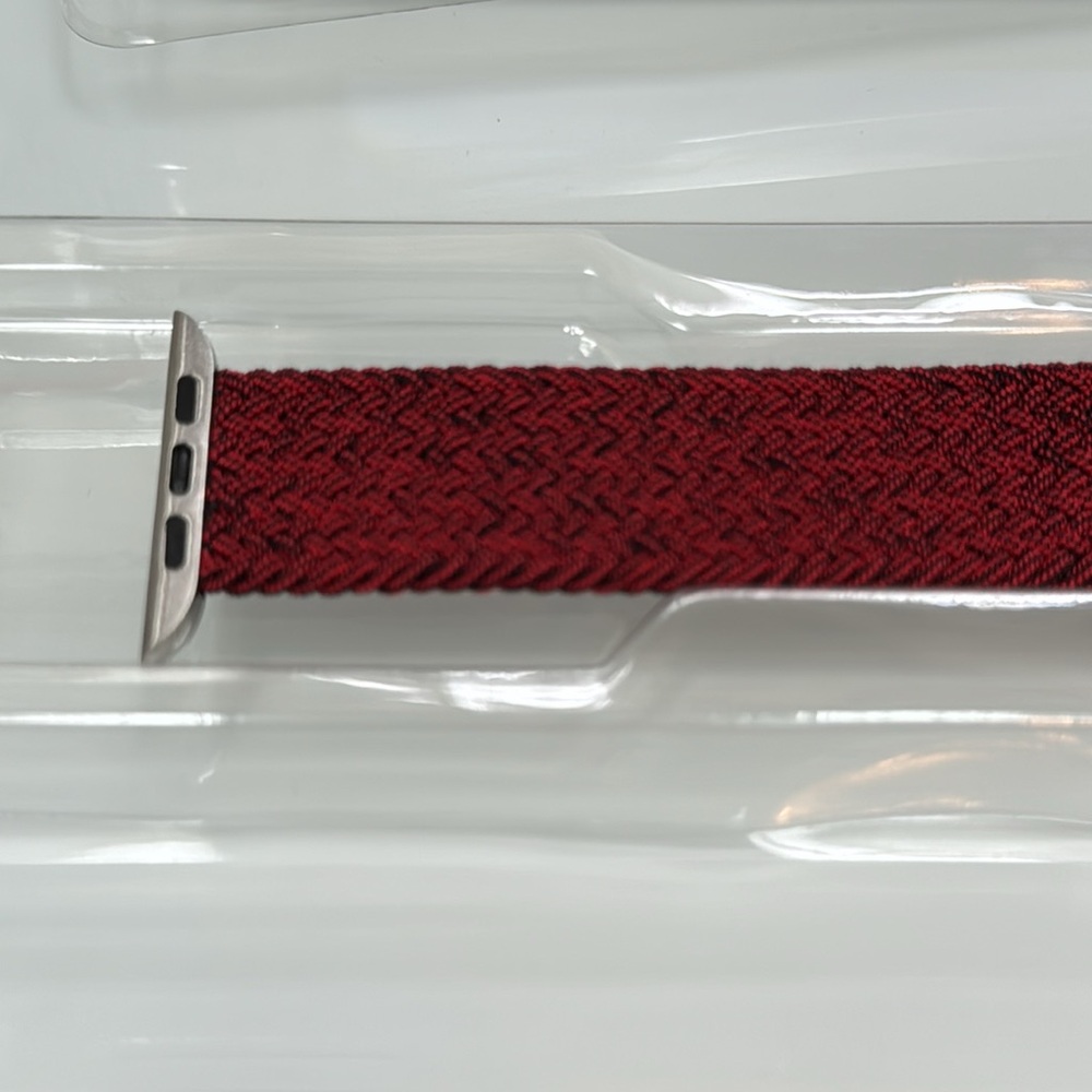 Apple Watch Band Red and Black Stretch size M NEW - Picture 5 of 6